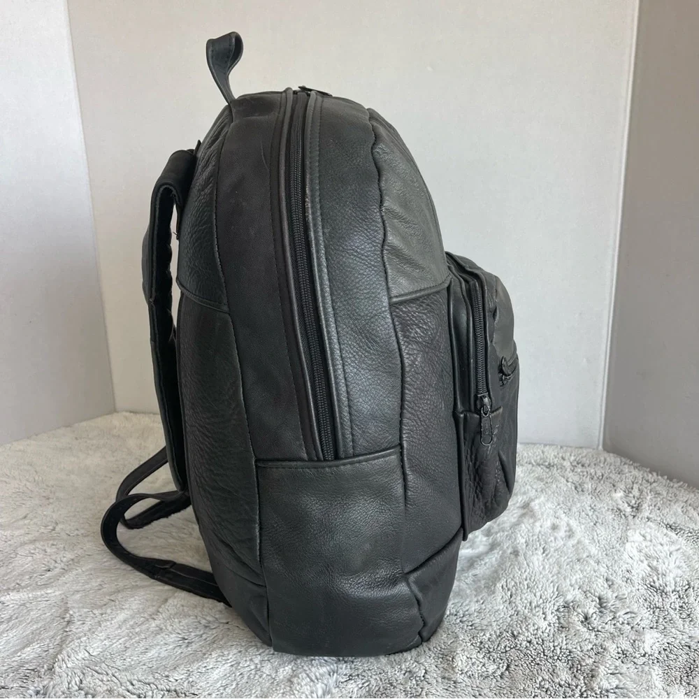 Handmade Soft Leather Men’s Backpack - Black